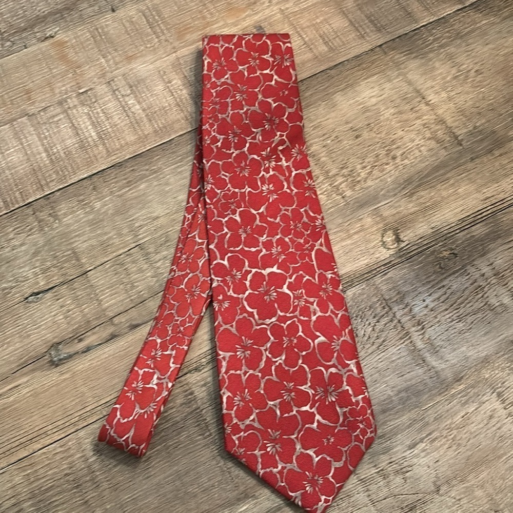 Tommy Bahama Floral Tie. Tropical | 100% Silk | Men’s 58”L | EUC | Hibiscus